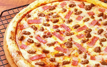 Cheesy Burgers Pizza