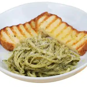 Linguine in Pesto Sauce