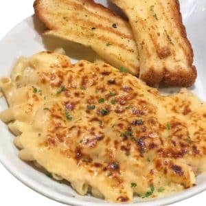 Cheesy Baked Macaroni