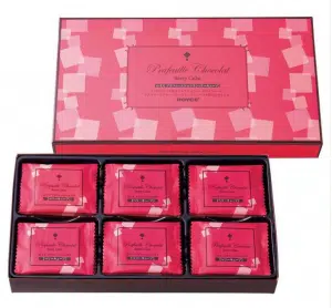 Royce Prafeuille Chocolat [Berry Cube]