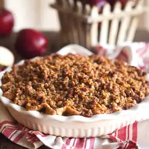 Apple Pie With Walnut Crumble (Regular)
