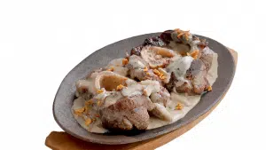 Sizzling Garlic Mushroom Chicken