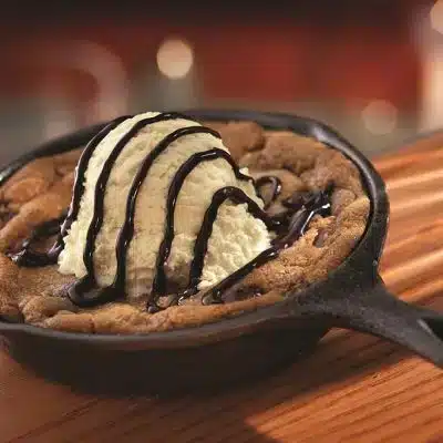 Skillet Chocolate Chip Cookie