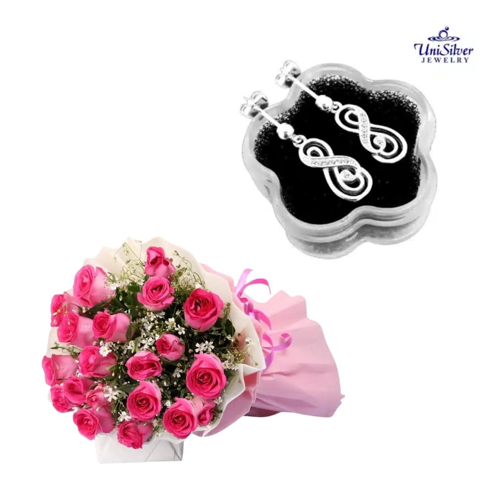 A Charming and Feminine Gift Combo